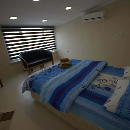 Alme Apartment
